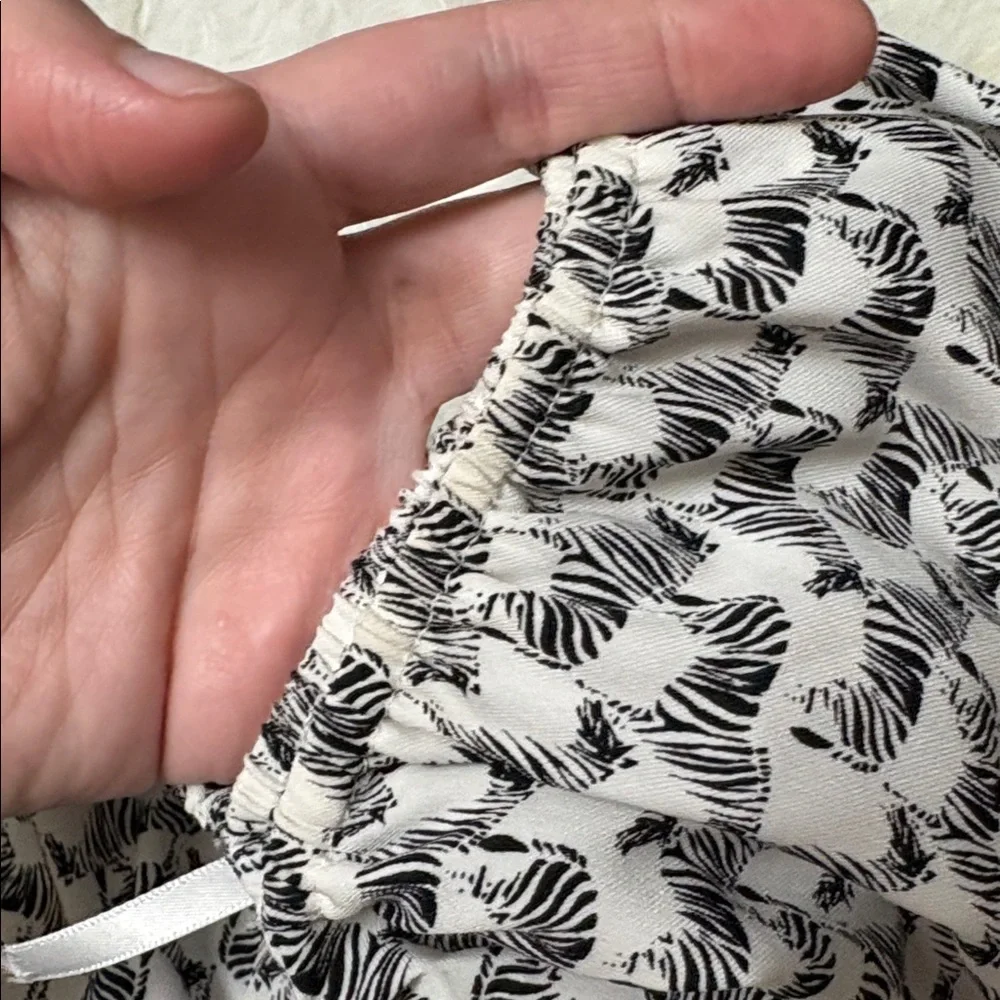 Free People Black And White Zebra Cropped Off The Shoulder Top S 100% Rayon